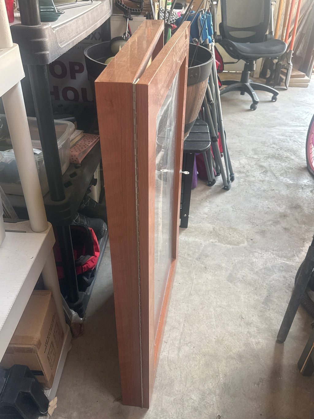 XL Locking Display Case / Cabinet