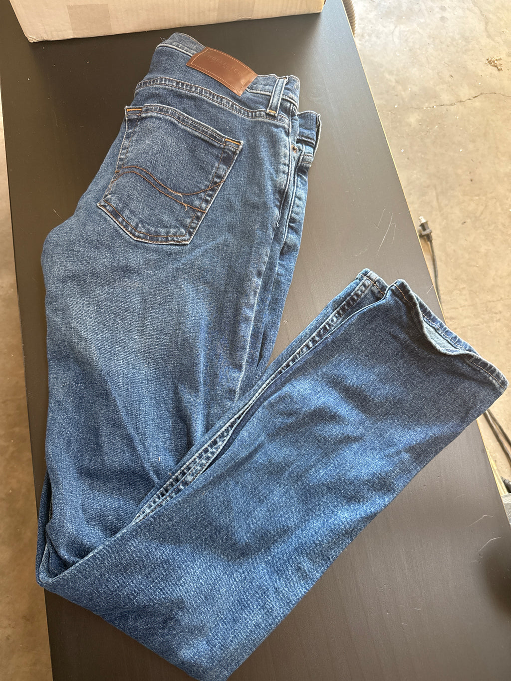 HOLLISTER JEANS 30/34