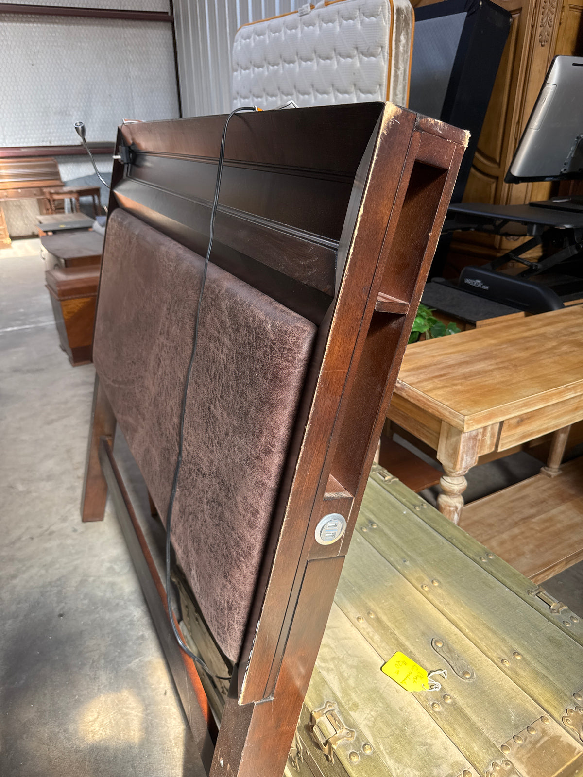 Full size Upholstered Headboard w/usb+led light