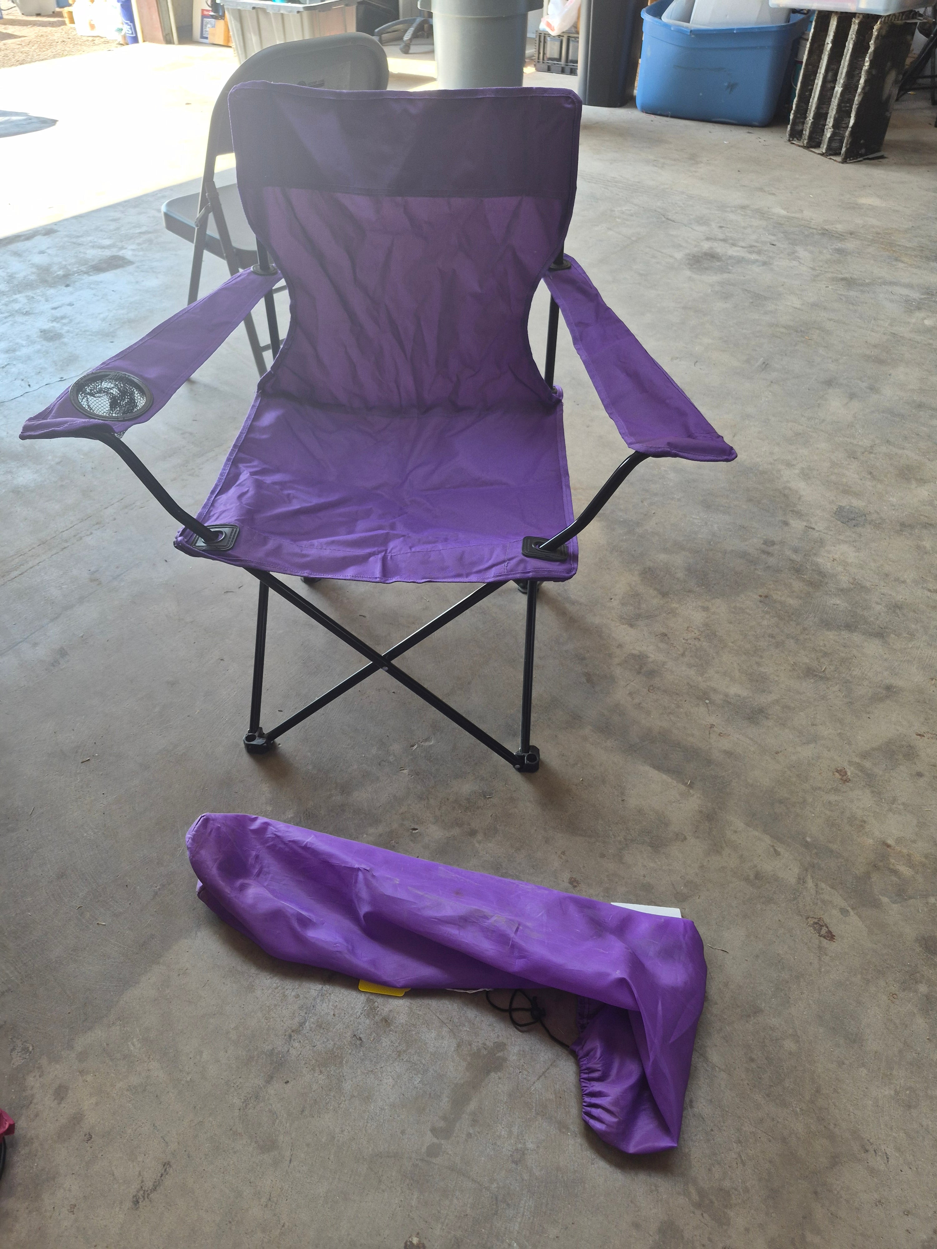 Outdoor folding chairs, pair
