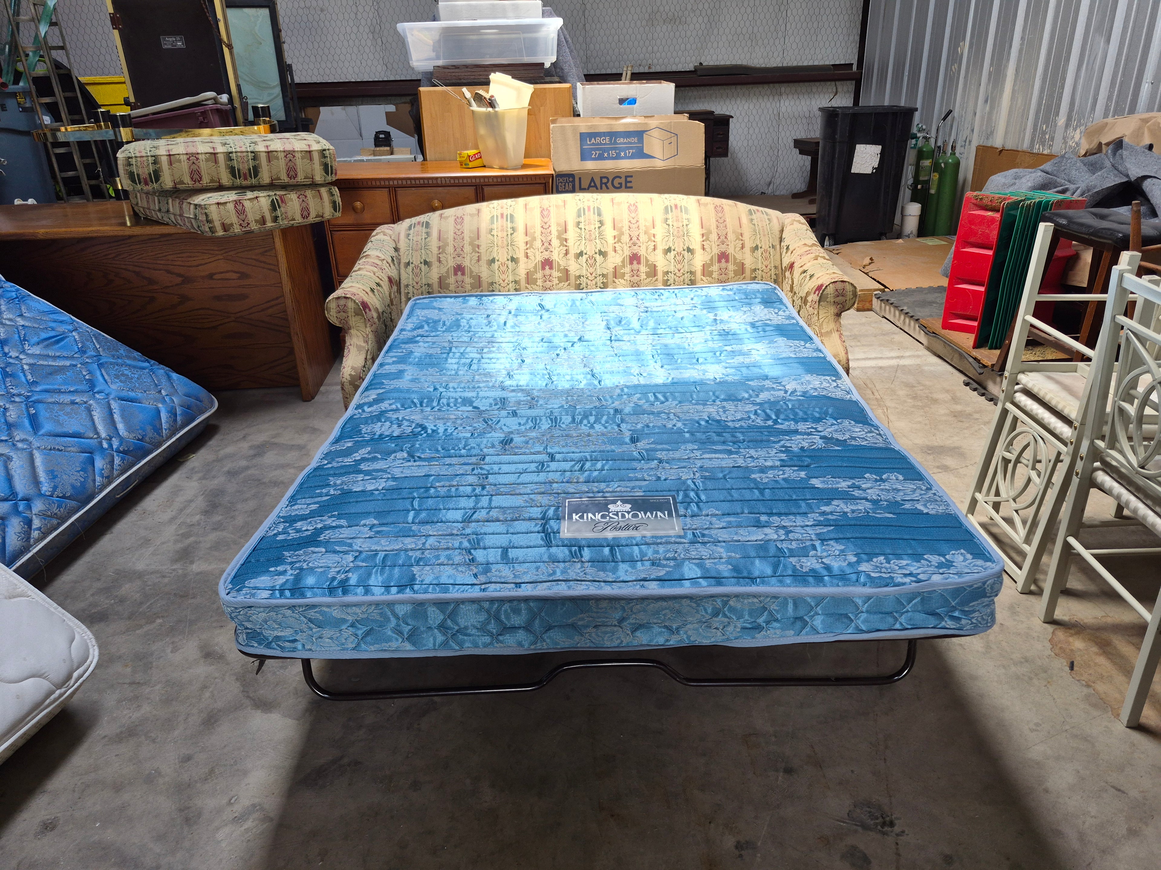 Couch, hide a bed