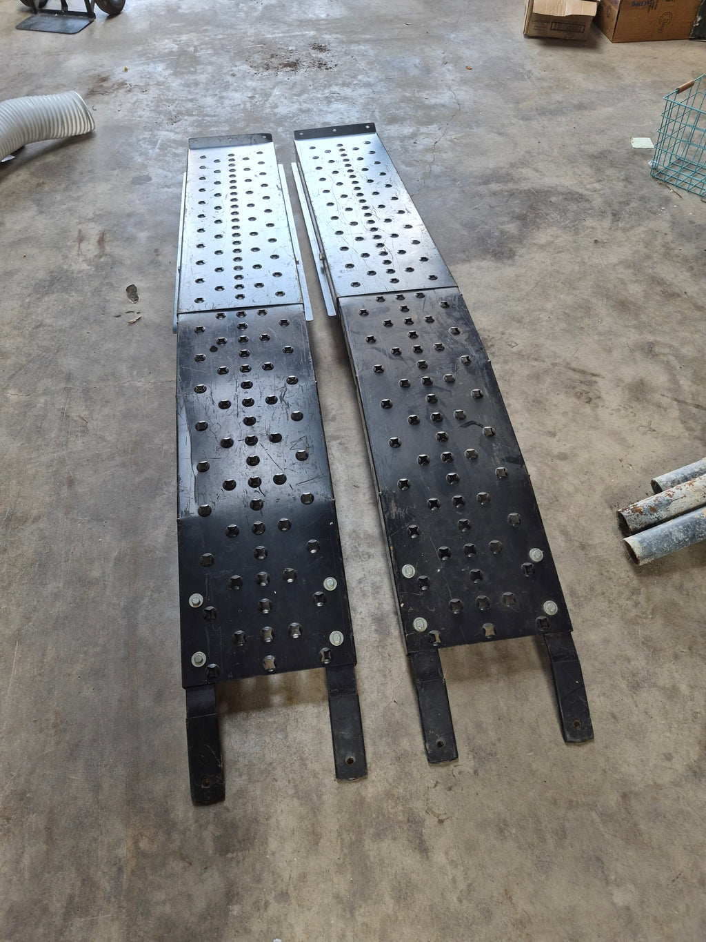 Metal utility ramps