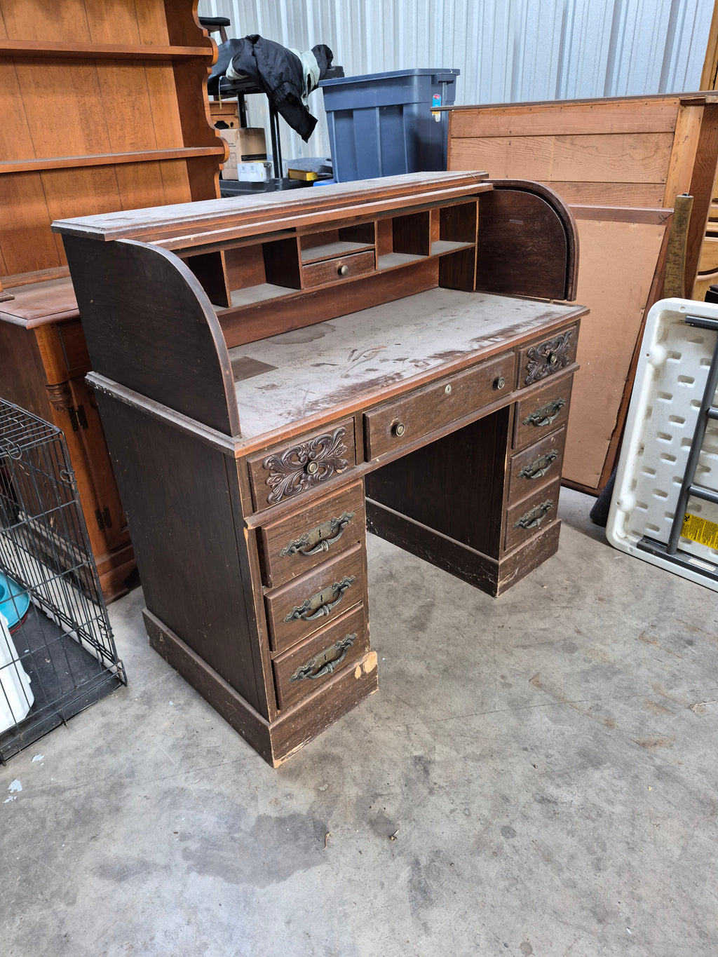 Vintage rolltop desk, needs repair