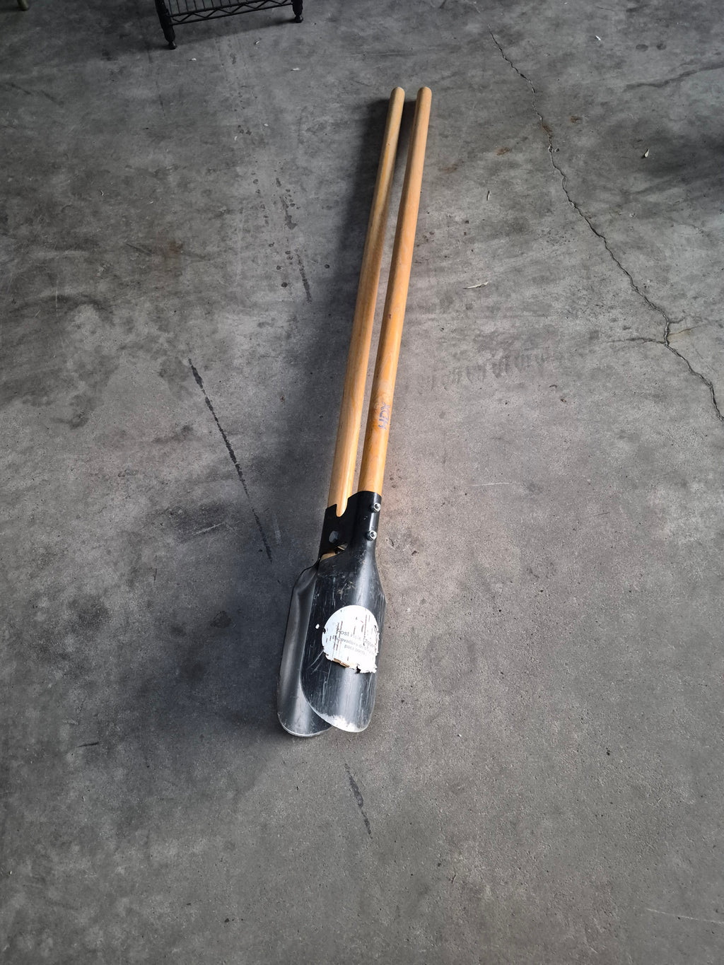 Post hole digger